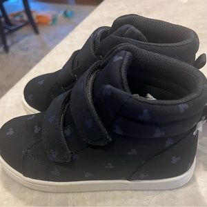 Brand New never worn Toddler Size 9 Gap Mickey Mouse Hightop Sneakers